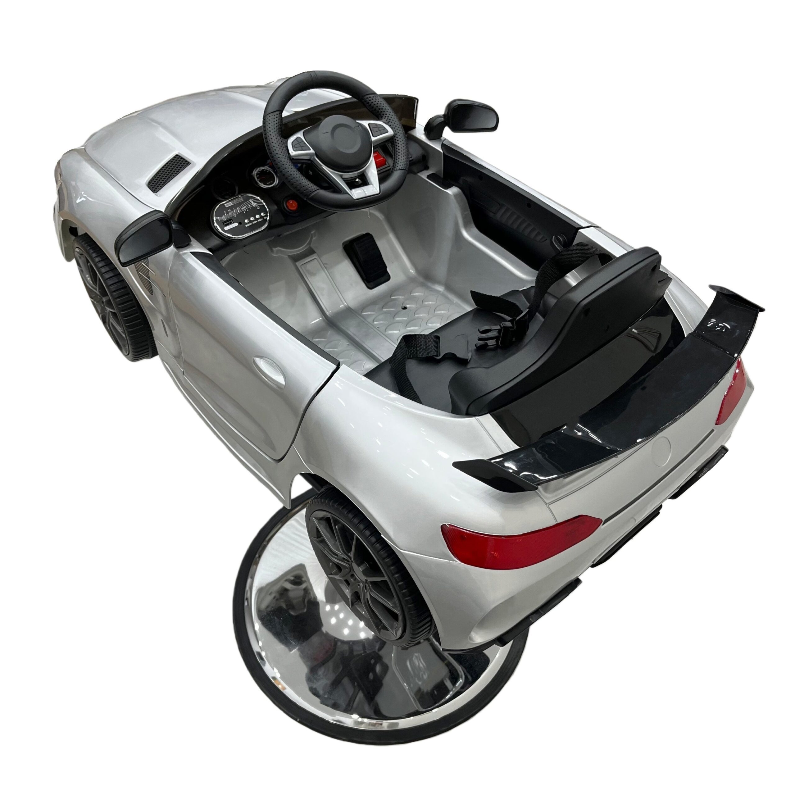Kiddies Merc Cutting Chair - Image 5