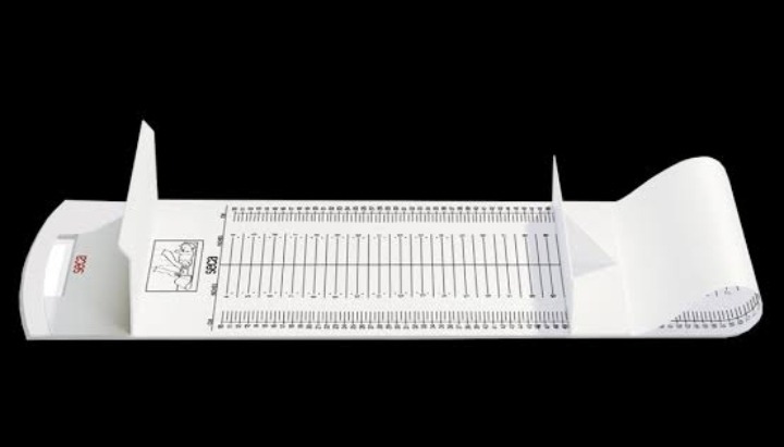 Infant measuring mat Material:ABS+PU TO be measured from:20- 99mm Division:0.5cm MAS-MAT